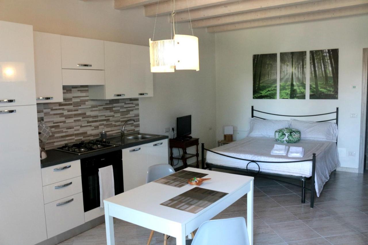Paradeisos Residence Sas ซอมมา ลอมบาร์โด ภายนอก รูปภาพ